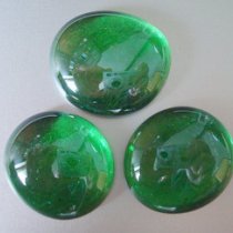 Glass pebbles 28-30 mm