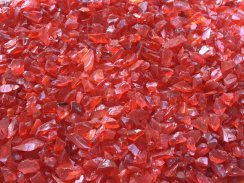Glass granulate ruby 3-6 mm, buy here cheaply, directly from the importer
